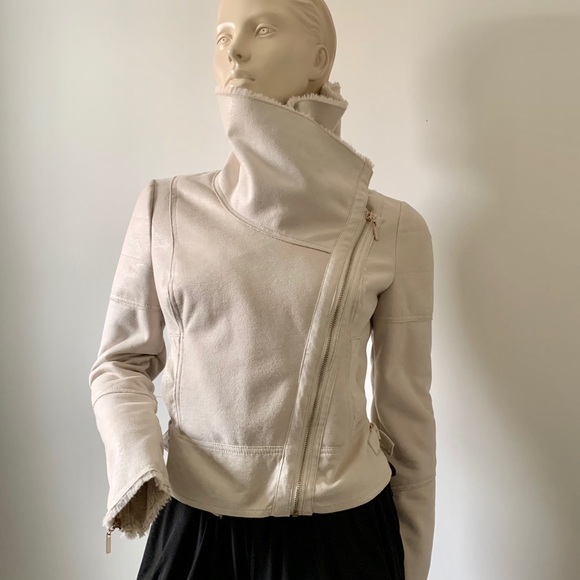 Bebe cropped jacket - Picture 2 of 8